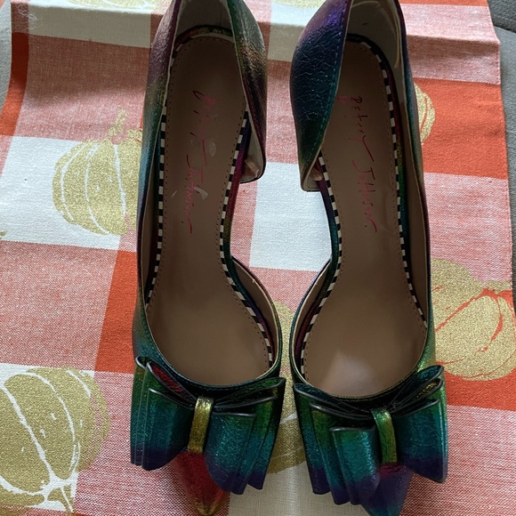 Betsy Johnson Rainbow heels - Picture 3 of 3